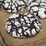 Chocolate crinkle cookies