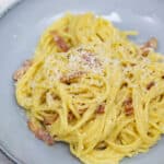 Spaghetti carbonara on a plate.