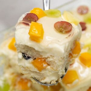 crema de fruta on a spoon