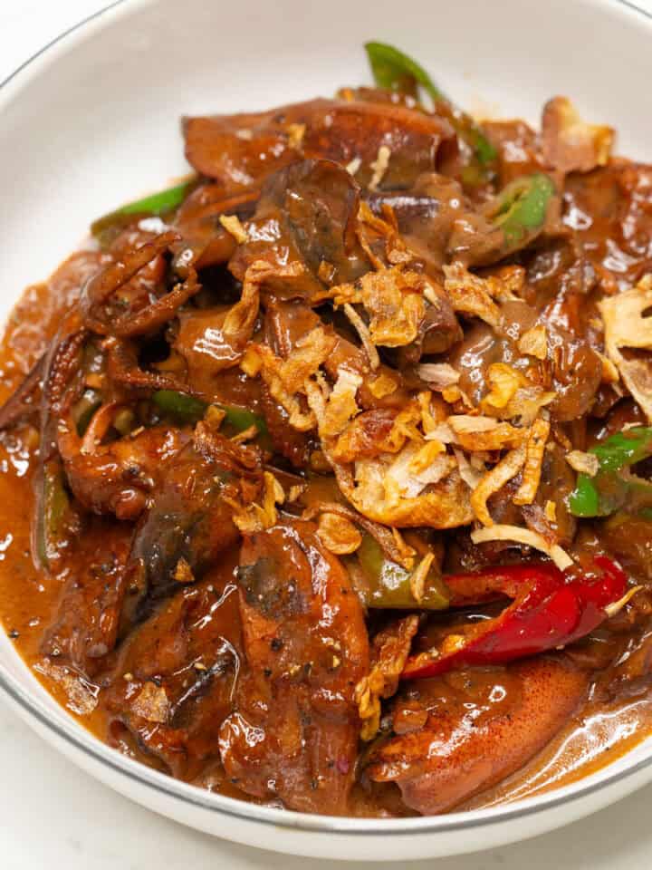 adobong pusit sa gata in a bowl