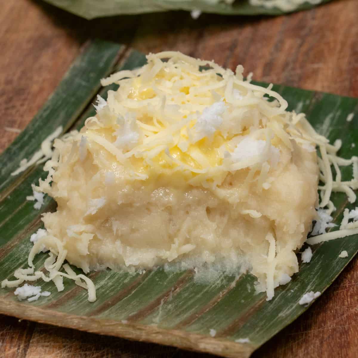 Nilupak na Kamoteng Kahoy (Mashed Cassava Recipe)