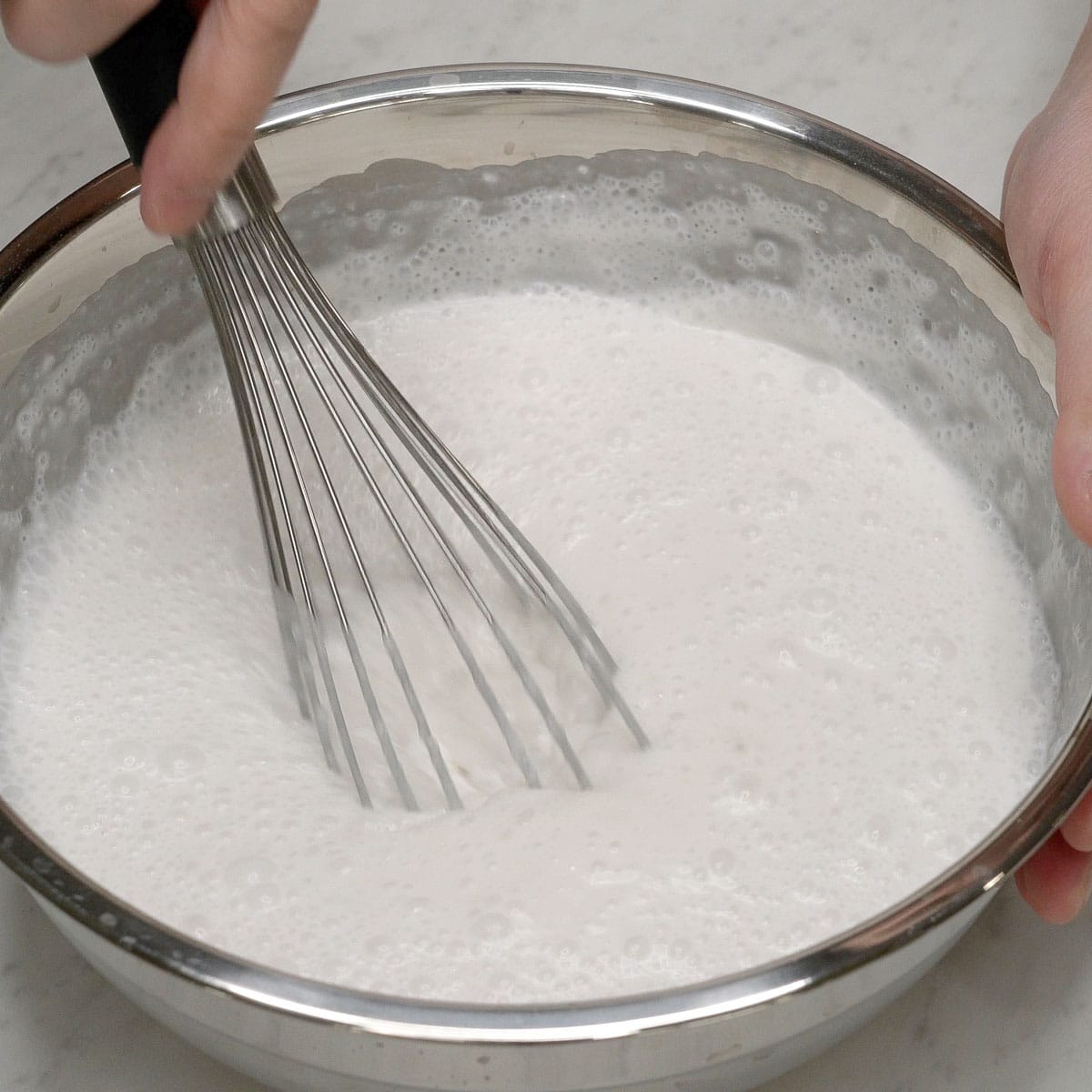 Mixing the base for inutak.