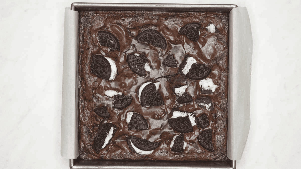 Baked Oreo brownies in the pan.