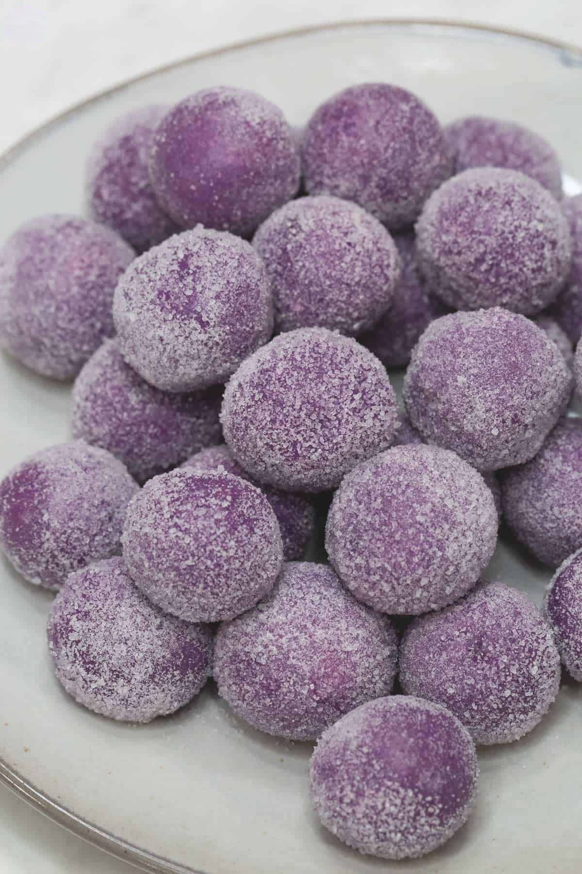 Ube Pastillas on a plate.